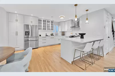 448 Fern Avenue, Lyndhurst Township, NJ 07071 - Photo 13
