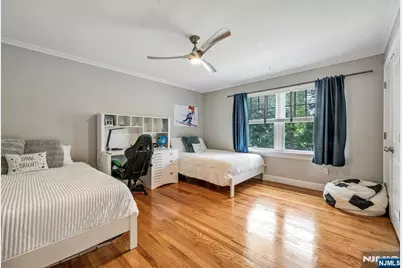 42 Lakewood Avenue, Ho Ho Kus, NJ 07423 - Photo 23