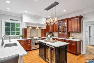 42 Lakewood Ave, Ho Ho Kus, NJ 07423 - Photo 9