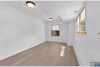 53 Smithfield Road, Waldwick, NJ 07463 - Photo 9