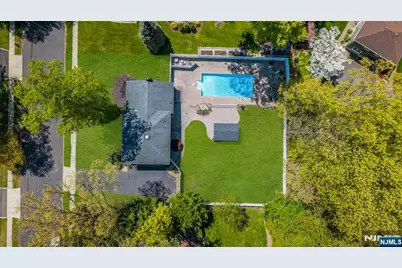 53 Smithfield Road, Waldwick, NJ 07463 - Photo 3