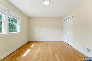21-05 Dalton Pl, Fair Lawn, NJ 07410 - Photo 21