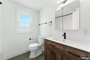 21-05 Dalton Pl, Fair Lawn, NJ 07410 - Photo 31