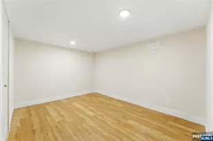 21-05 Dalton Pl, Fair Lawn, NJ 07410 - Photo 39