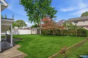 21-05 Dalton Pl, Fair Lawn, NJ 07410 - Photo 43