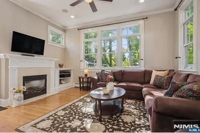 15 Fairview Avenue, Glen Rock, NJ 07452 - Photo 17