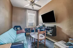 43 Maitland Pl, Garfield, NJ 07026 - Photo 13