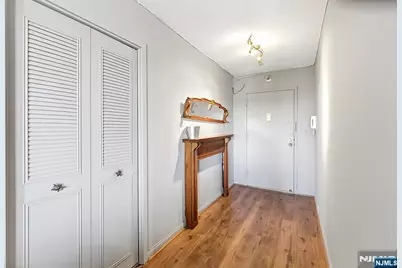 160 Overlook Avenue 11B #11B, Hackensack, NJ 07601 - Photo 5