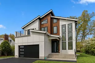 52 Congressional Pkwy, Livingston, NJ 07039 - Photo 1