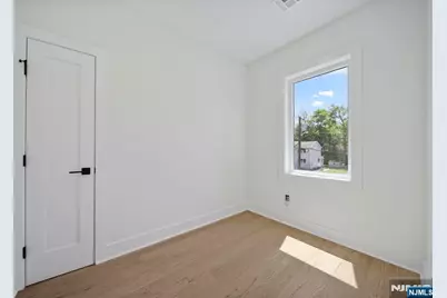 52 Congressional Parkway, Livingston, NJ 07039 - Photo 29
