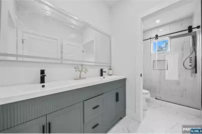 52 Congressional Parkway, Livingston, NJ 07039 - Photo 31