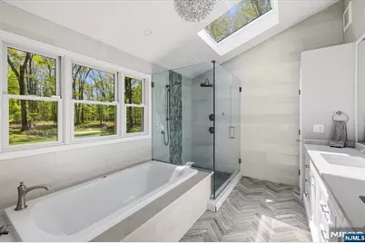 327 Woodside Avenue, Franklin Lakes, NJ 07417 - Photo 27