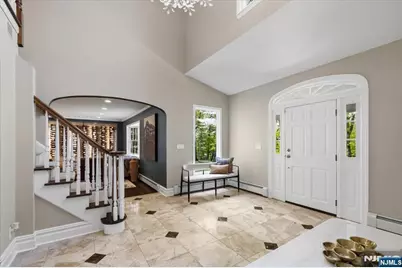 327 Woodside Avenue, Franklin Lakes, NJ 07417 - Photo 5