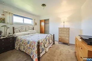 560 Boulevard, New Milford, NJ 07646 - Photo 9