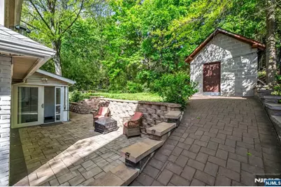 247 Glenwood Avenue, Leonia, NJ 07605 - Photo 39