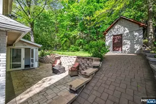 247 Glenwood Ave, Leonia, NJ 07605 - Photo 39