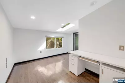 247 Glenwood Avenue, Leonia, NJ 07605 - Photo 29