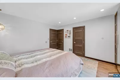 247 Glenwood Avenue, Leonia, NJ 07605 - Photo 19