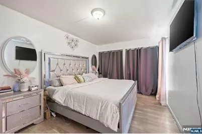 24 Johnson Avenue, Newark, NJ 07108 - Photo 29