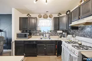 24 Johnson Ave, Newark, NJ 07108 - Photo 23