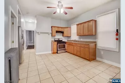 564 Sanford Avenue, Newark, NJ 07106 - Photo 13
