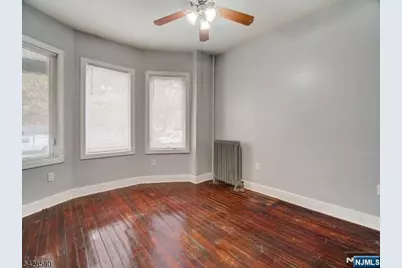 564 Sanford Avenue, Newark, NJ 07106 - Photo 7
