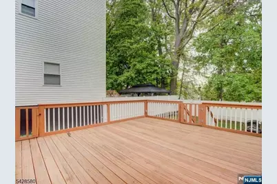 564 Sanford Avenue, Newark, NJ 07106 - Photo 5