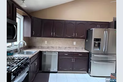 7 Spruce Street 2 #2, Elmwood Park, NJ 07407 - Photo 7