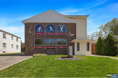 582 Franklin Avenue, Nutley, NJ 07110 - Photo 1