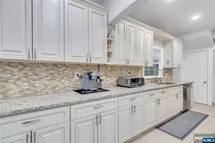 353 Page Ave, Lyndhurst Township, NJ 07071 - Photo 17