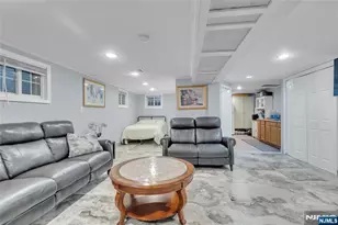 353 Page Ave, Lyndhurst Township, NJ 07071 - Photo 37