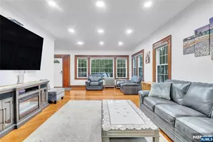 353 Page Ave, Lyndhurst Township, NJ 07071 - Photo 13