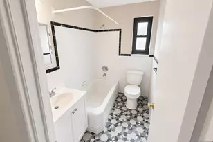 2339 Hudson Terrace E9, Fort Lee, NJ 07024 - Photo 9