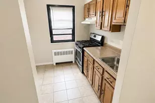 2339 Hudson Terrace E9, Fort Lee, NJ 07024 - Photo 7