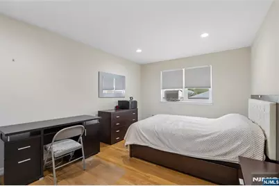 1-29 Virginia Drive 129B #129B, Fair Lawn, NJ 07410 - Photo 17