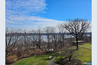 4 Horizon Road G-10 #G-10, Fort Lee, NJ 07024 - Photo 13