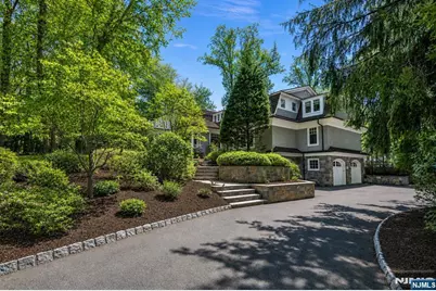 14 Coach Lane, Upper Saddle River, NJ 07458 - Photo 3