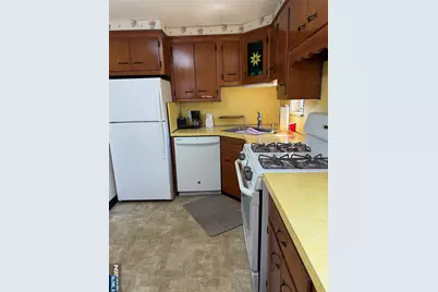 274 Schepis Avenue, Saddle Brook Township, NJ 07663 - Photo 5