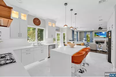 18 Hope Street, Montvale, NJ 07645 - Photo 15