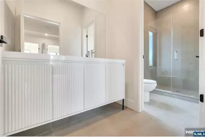 240 Columbia Avenue 5 #5, Fort Lee, NJ 07024 - Photo 21