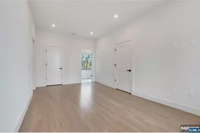 240 Columbia Avenue 5 #5, Fort Lee, NJ 07024 - Photo 15