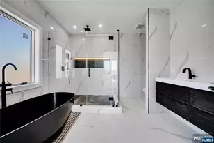 1524 11th St, Fort Lee, NJ 07024 - Photo 21