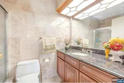 200 Winston 109 #109, Cliffside Park, NJ 07010 - Photo 29