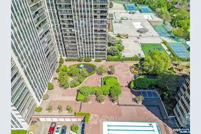 200 Winston 109 #109, Cliffside Park, NJ 07010 - Photo 43