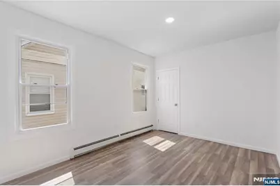 226 Clinton Street, East Orange, NJ 07017 - Photo 23