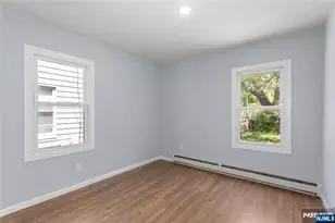 226 Clinton St, East Orange, NJ 07017 - Photo 9