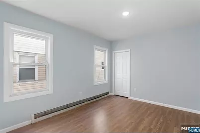 226 Clinton Street, East Orange, NJ 07017 - Photo 15