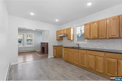 226 Clinton Street, East Orange, NJ 07017 - Photo 7