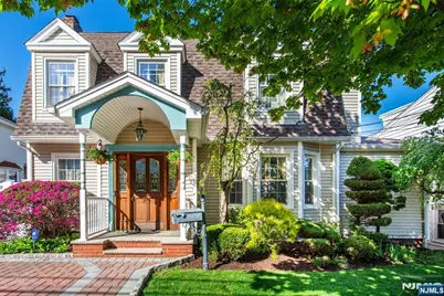 275 Springfield Avenue, Hasbrouck Heights, NJ 07604 - Photo 29