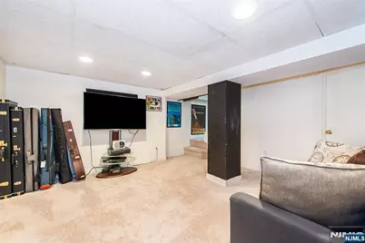 275 Springfield Avenue, Hasbrouck Heights, NJ 07604 - Photo 23
